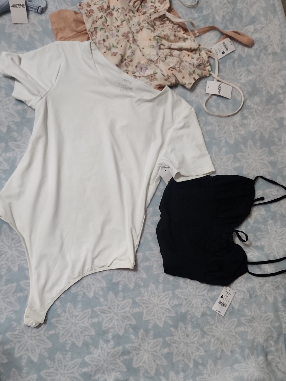 Bundle Of Tank Tops - Picture 7 of 11